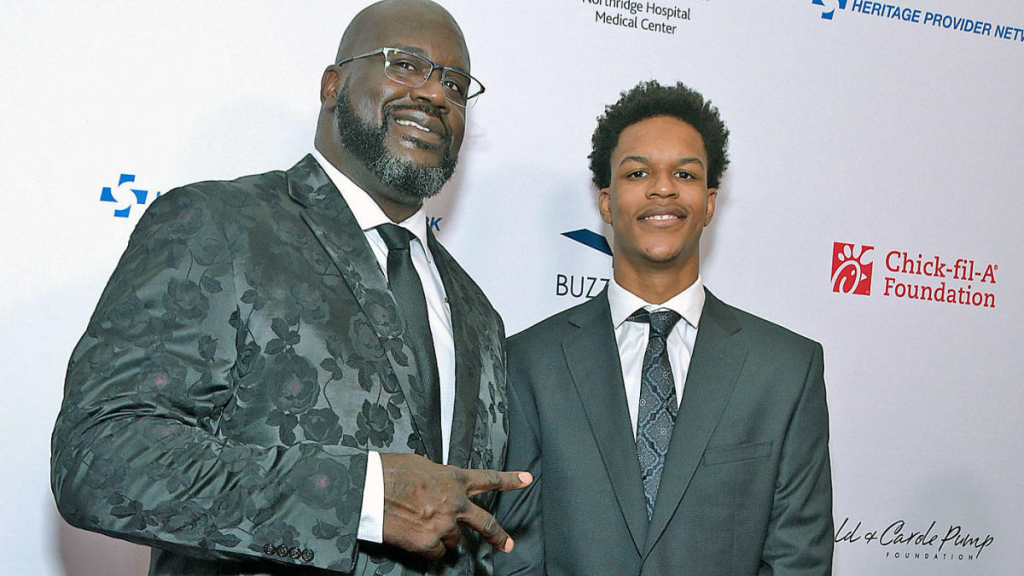 Los Angeles Lakers Sign Shaquille O'Neal's Son Shareef For The Summer ...