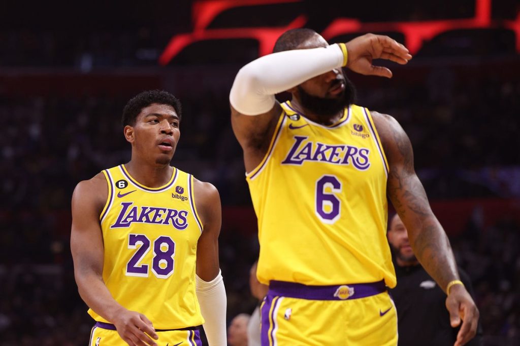 (Los Angeles Lakers) Photo by Harry How/Getty Images